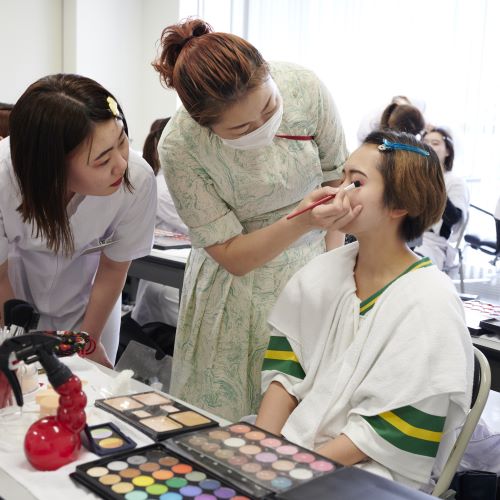 国際文化理容美容専門学校国分寺校3