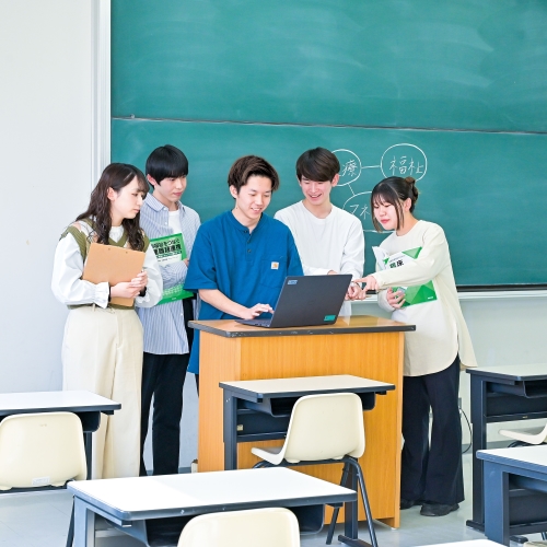 国際医療福祉大学