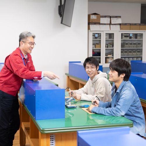 東京電子専門学校