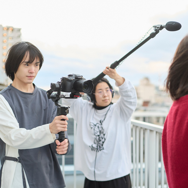 専門学校  日本デザイナー芸術学院