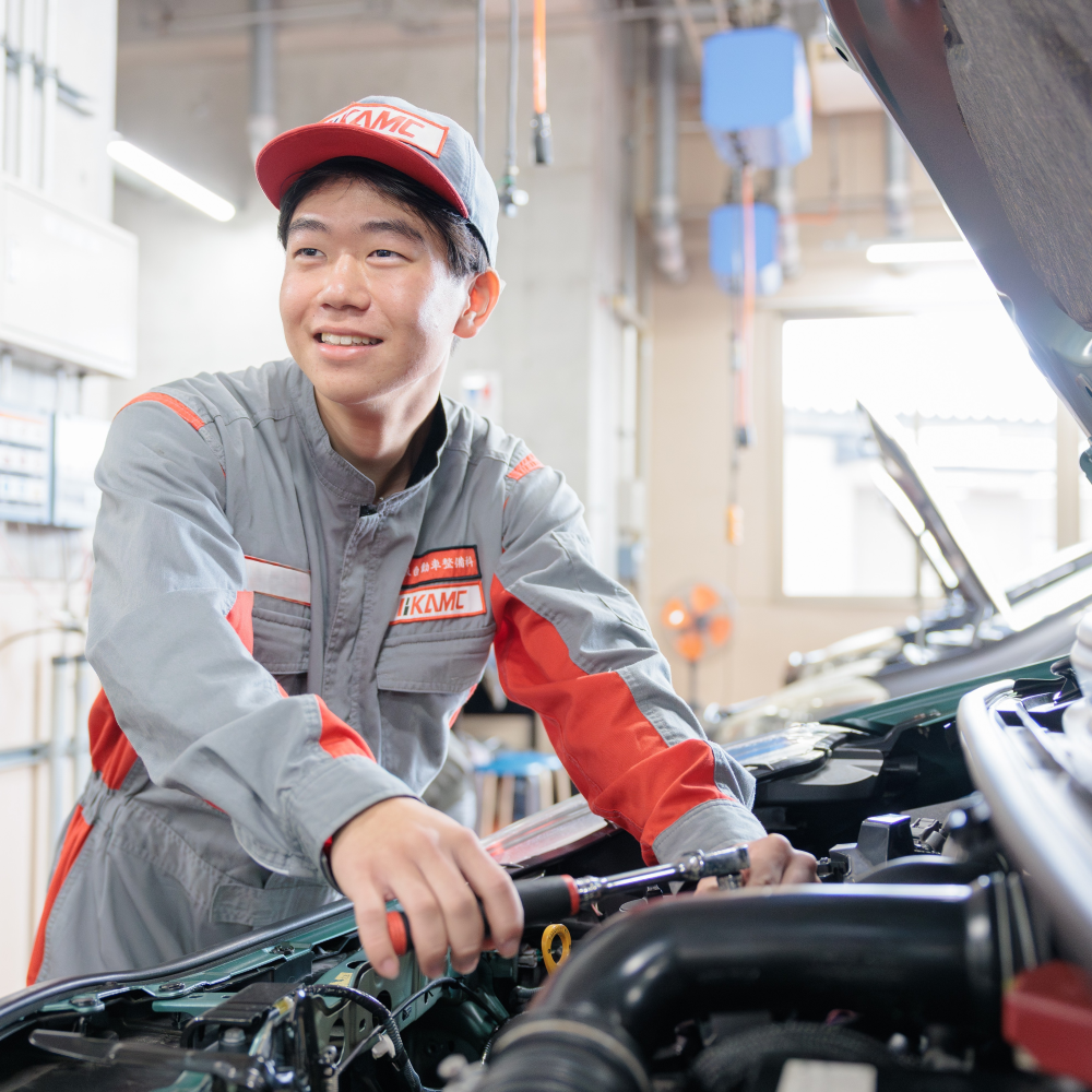 自動車業界理解説明会／専門学校　北九州自動車大学校