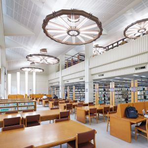 東京家政大学