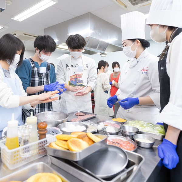 シェフパティシエ専門学校