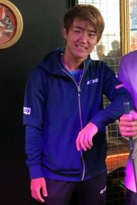 西岡 良仁選手写真