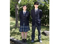 新潟産業大学附属高等学校の制服