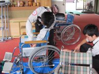 福岡県　浮羽工業高等学校　自動車研究部のみなさん1
