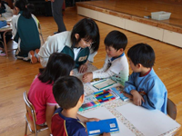 長野県　伊那弥生ケ丘高校　美術部のみなさん1