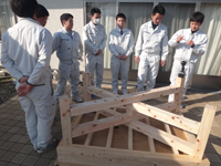 兵庫県　東播工業高校　建築科　課題研究大工班３年生のみなさん2