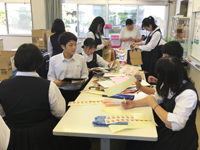 徳島県　徳島商業高校　ビジネス研究部・家庭クラブのみなさん1