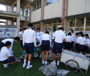 佐賀県　佐賀市立鍋島中学校　４５人の有志生徒のみなさん3