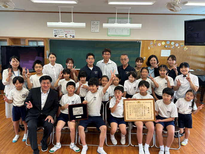 鹿児島県　龍郷町立龍郷（たつごう）小学校　児童のみなさん1
