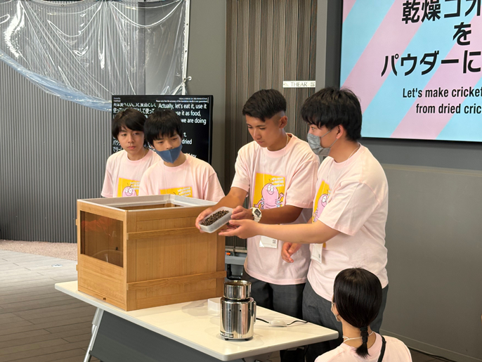 千葉県　多古高校　生物部のみなさん2