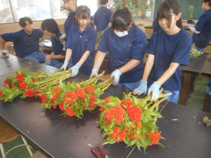 長野県　佐久平総合技術高校　農業科（生物サービス科植物活用コース）３年生のみなさん6