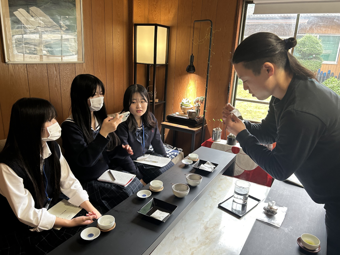 岡山県　林野高校　３人の３年生3