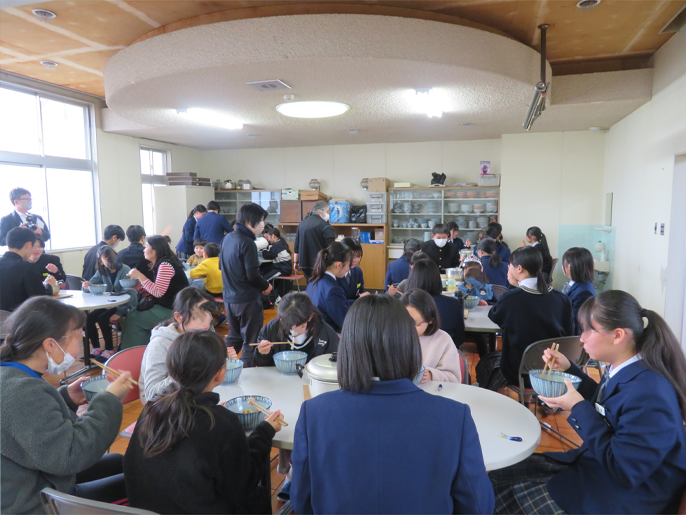 愛媛県　今治南高校　魅力化プロジェクトチームのみなさん1