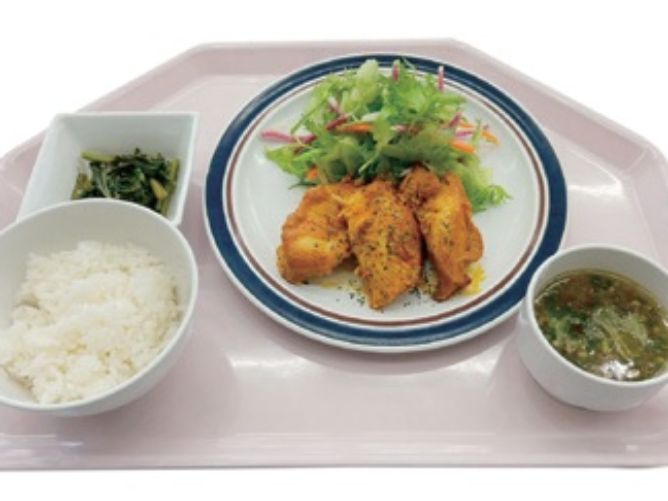 郡山女子大学短期大学部の学食