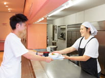 大阪学院大学の学食