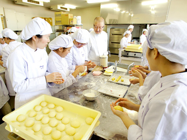 7号館 食品加工実習室