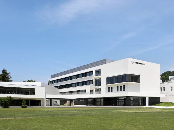 東洋食品工業短期大学