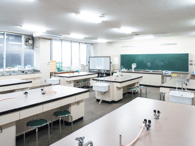 香蘭女子短期大学のcampusgallery