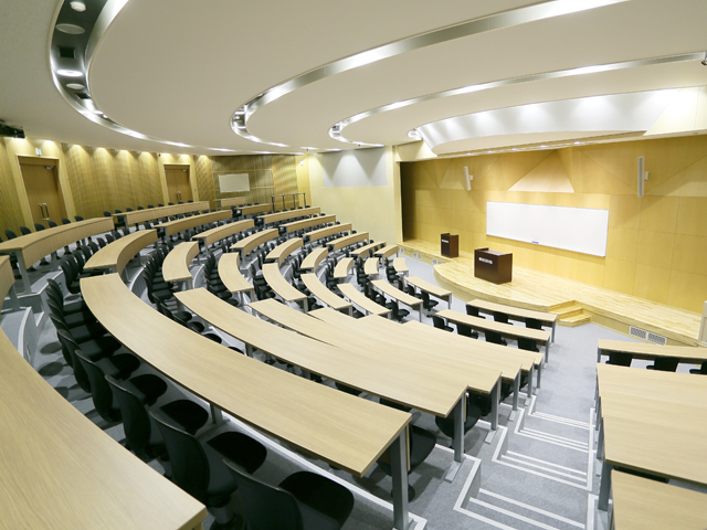 亜細亜大学のオープンキャンパス