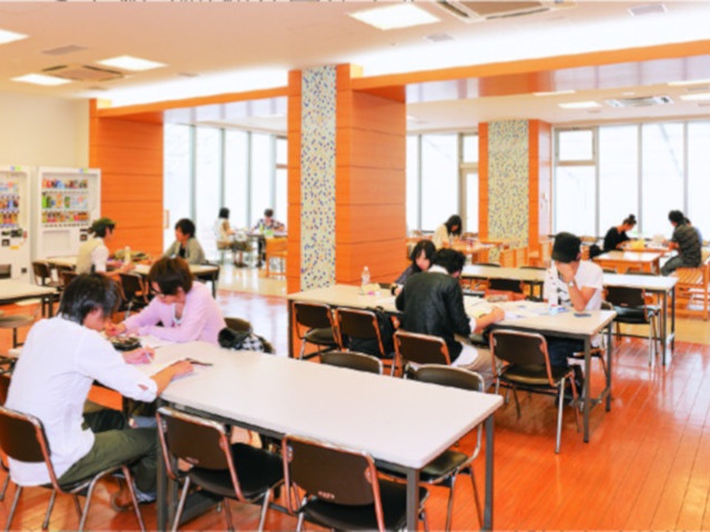 自由学習コーナー（2階）