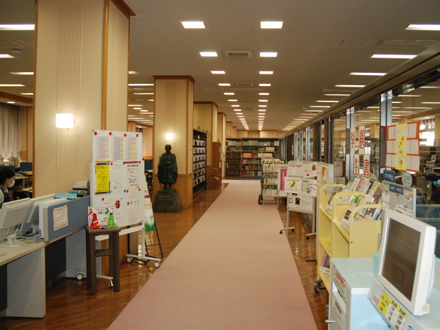 京都文教短期大学の図書館