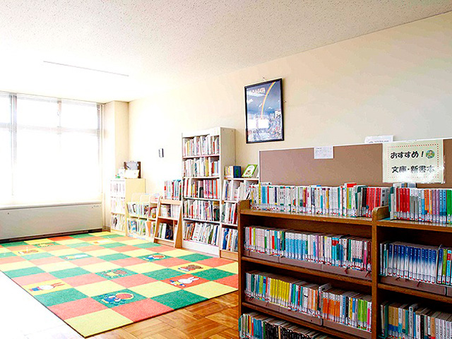 愛知文教女子短期大学の図書館