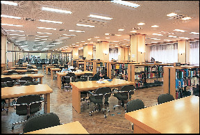 京都文教短期大学の図書館