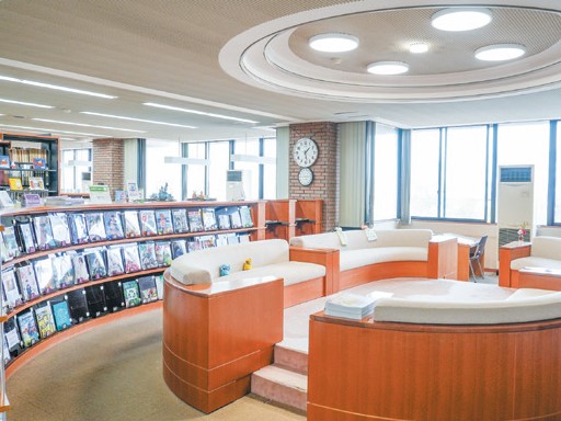 香蘭女子短期大学のcampusgallery