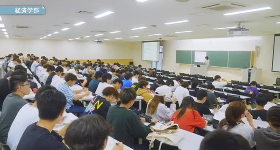 沖縄国際大学の紹介動画