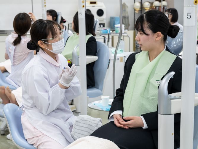 大阪歯科衛生士専門学校（女子のみ）のオープンキャンパス