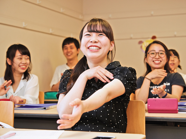 落ち着いた空間で授業に集中できる学室