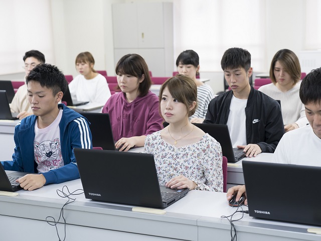 大原医療福祉製菓専門学校 梅田校のcampusgallery