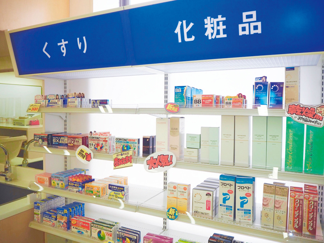 医薬品キャビネット