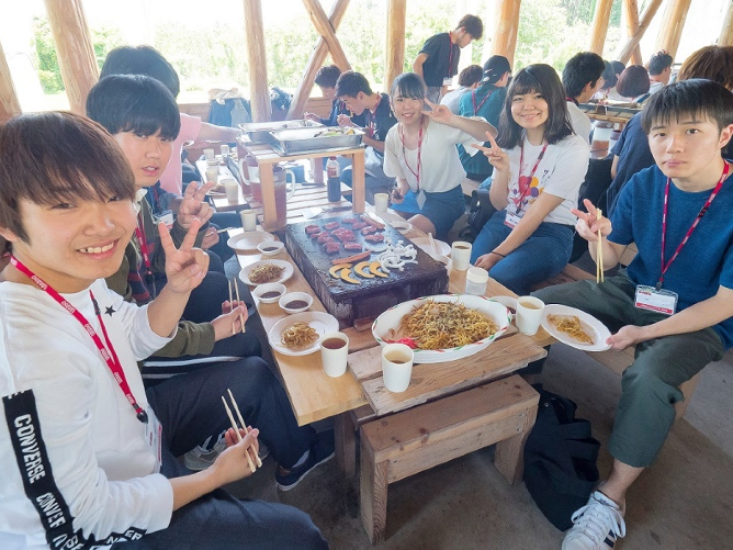 大阪情報ＩＴクリエイター専門学校の研修旅行