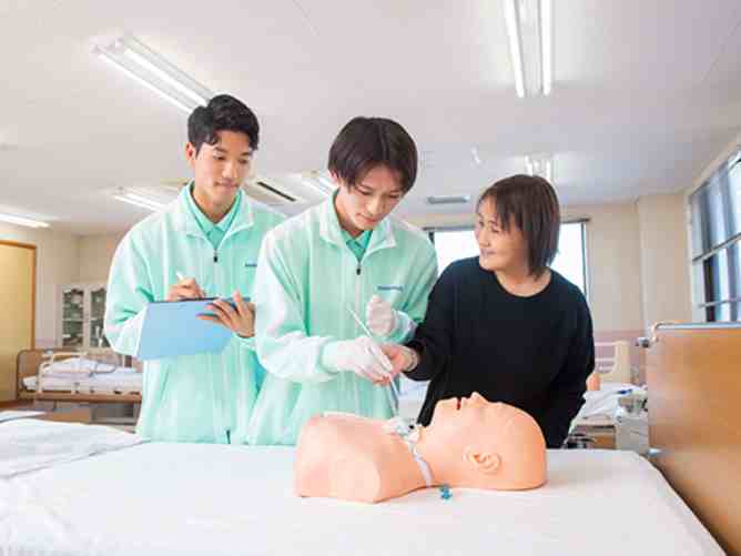 関西学研医療福祉学院の講師